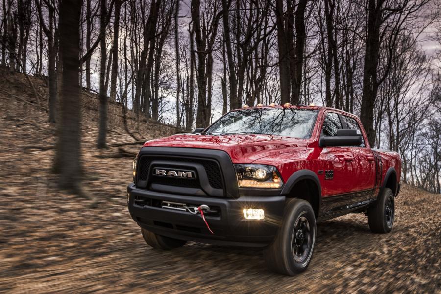  Dodge Ram 2500 Power Wagon Crew Cab 2017 года  (фото 24 из 30)